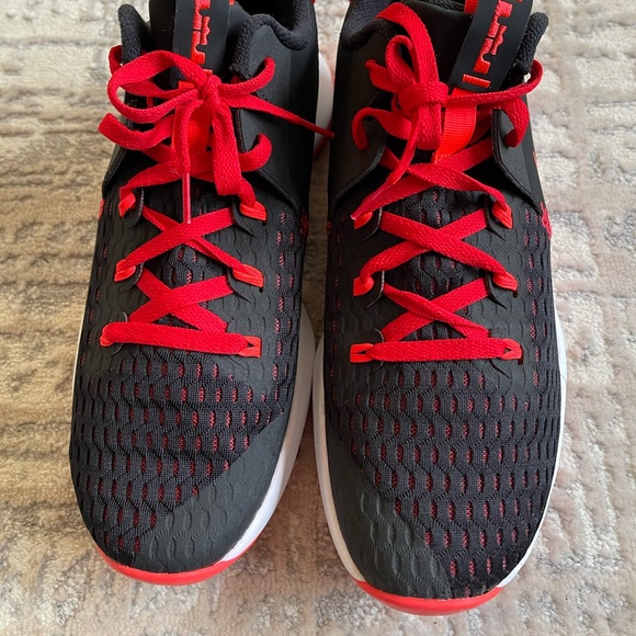 Nike Lebron Witness V 5 Bred 11.5 Black Red Crimson CQ9380 005 Shoe Sneaker Mens - Picture 5 of 10